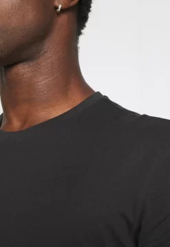 Pier One 3 Pack - T-Shirt Basic - Black/Mottled Dark Grey/Bordeaux -Pier One Verkoopwinkel 04cd6e61680f434c97b57d78f55241fd scaled