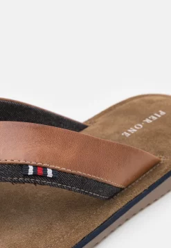 Pier One Leather - Teensandalen - Cognac -Pier One Verkoopwinkel 1f87f71132da493d87a878e247d137ba scaled