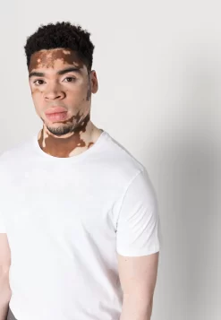 Pier One 10 Pack - T-Shirt Basic - White/Black -Pier One Verkoopwinkel 20c7d5f73fe449b7b6c0eb7a99388079 scaled