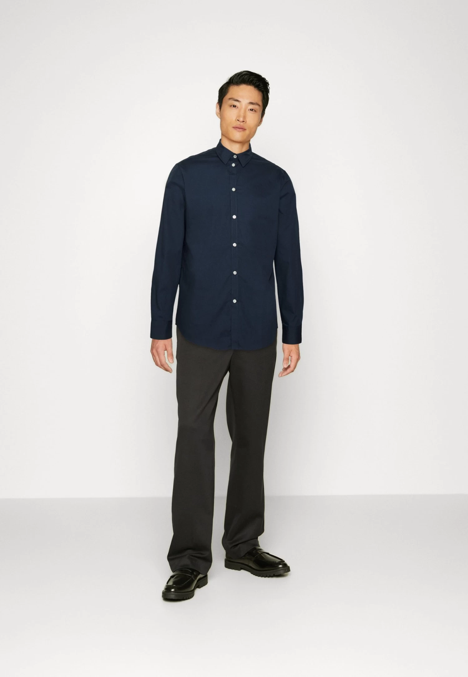 Pier One 3 Pack - Zakelijk Overhemd - White/Light Blue/Dark Blue 1 Pier One 3 Pack - Zakelijk Overhemd - White/Light Blue/Dark Blue