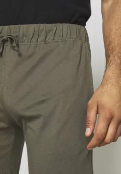 Pier One 2 Pack - Pyjamabroek - Black/Khaki -Pier One Verkoopwinkel 2d7e8aabb1c34004a160f9bd3c559011 scaled