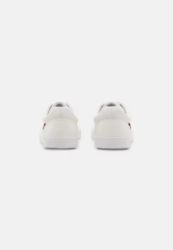 Pier One Unisex - Sneakers Laag - White -Pier One Verkoopwinkel 4875ff60289d451696f32d2c44634d4c scaled