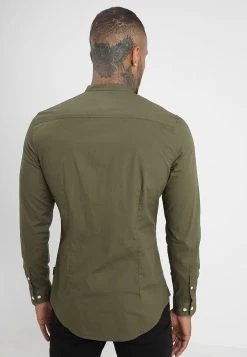 Pier One Muscle Fit Stand- Overhemd - Oliv 7 Pier One Muscle Fit Stand- Overhemd - Oliv -Pier One Verkoopwinkel 6203a98ce2074a57aa2427fe331f99cb