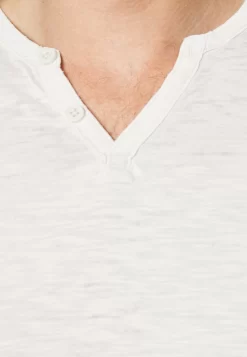 Pier One T-Shirt Basic - Off-White -Pier One Verkoopwinkel 98d0da50953649dd880949f058c3b43f scaled