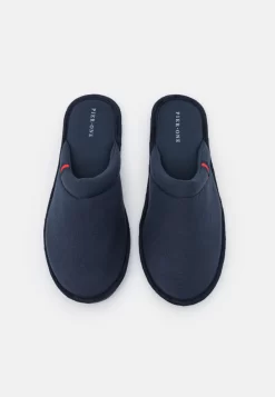 Pier One Pantoffels - Dark Blue -Pier One Verkoopwinkel a980ddae57c846959579e8a4a1384f89 scaled