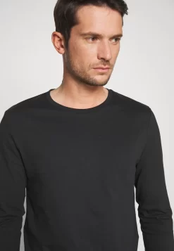 Pier One 2 Pack - Longsleeve - White/Black 11 Pier One 2 Pack - Longsleeve - White/Black -Pier One Verkoopwinkel abe5f01df1c144a5b727bffa4e9f9909 scaled