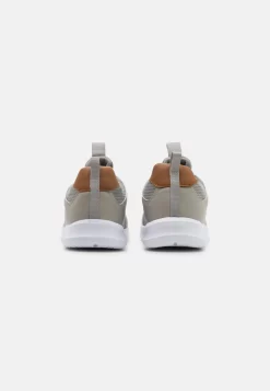 Pier One Sneakers Laag - Light Grey -Pier One Verkoopwinkel b32d823083954dad9c3bfe71ef720aca scaled
