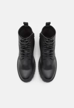 Pier One Unisex - Veterboots - Black -Pier One Verkoopwinkel be294022a8fa4b439a852bd7c70d8bb6 scaled