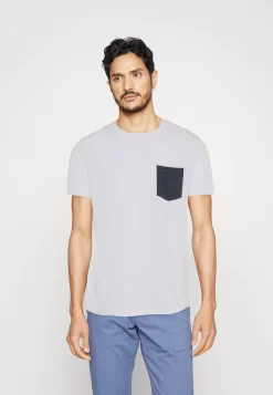 Pier One 2 Pack - T-Shirt Print - White/Multi-Coloured -Pier One Verkoopwinkel bfa085749dde454eb933099145dd2bda scaled