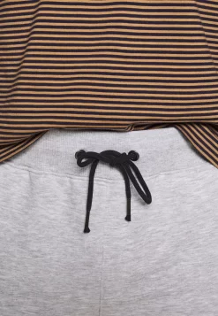 Pier One 2 Pack - Shorts -Light Grey /Black 8 Pier One 2 Pack - Shorts -Light Grey /Black -Pier One Verkoopwinkel c4d577d8c6314b53bc4b281d9e735af0 scaled