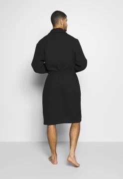 Pier One Badjas - Lack -Pier One Verkoopwinkel d614789e87404273b6304883ac5a35bf scaled