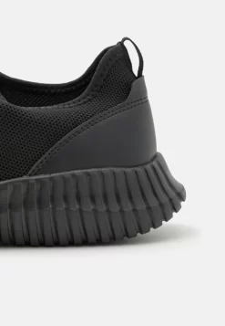 Pier One Sneakers Laag - Black -Pier One Verkoopwinkel da21a0204b9943a1b0a5be03e6d2430f scaled