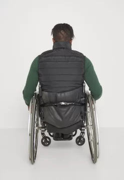 Pier One Bodywarmer - Black -Pier One Verkoopwinkel e1569b065acd421d8dc99bfc16261b20 scaled